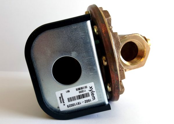 113200 / FS1 McDonnell & Miller High Sensitivity Flow Switch - Image 2